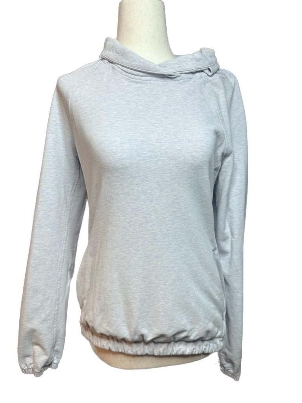 lululemon athletica size 4